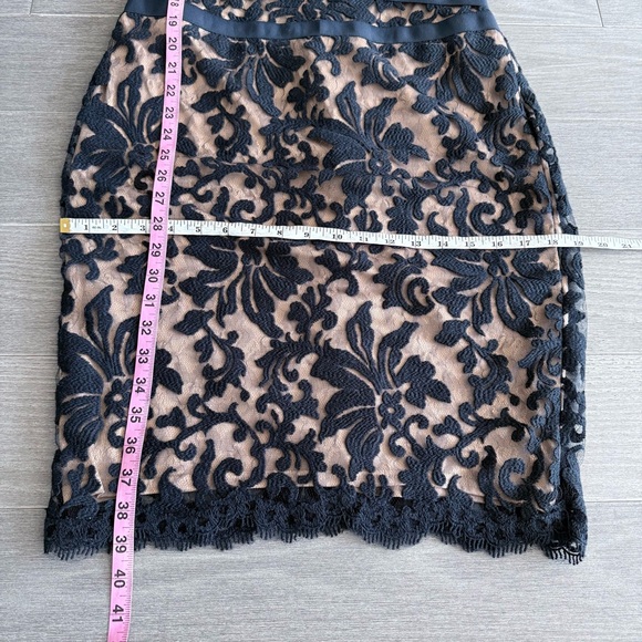 Tadashi Shoji Lace & Tulle Sheath Dress 6 Navy Nude Cocktail Party Wedding Guest - Picture 15 of 15